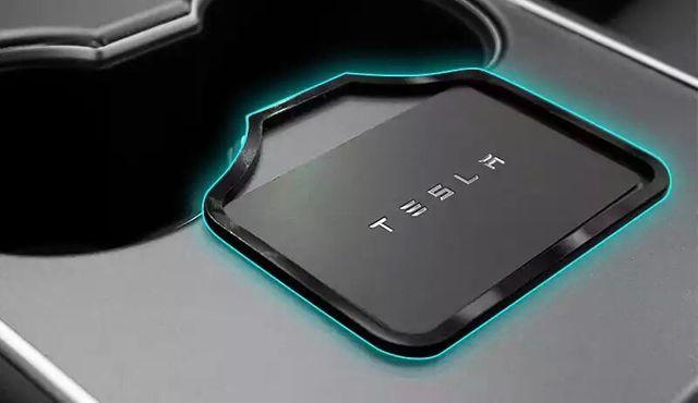 Key-Card Halter für Tesla Model 3