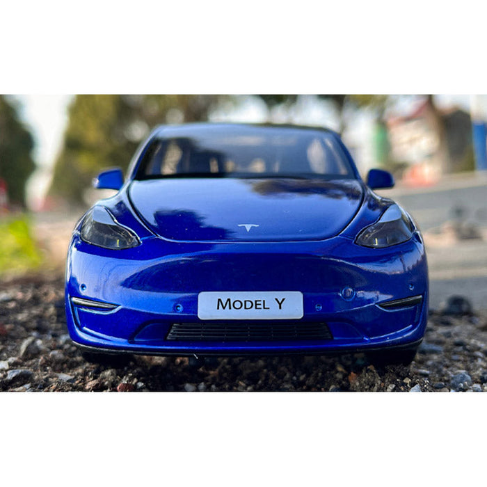 Auto modello Tesla Model Y 1/24